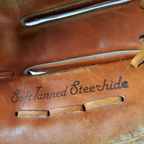 Cooper Baseball Leather Glove - Picture 6 of 8